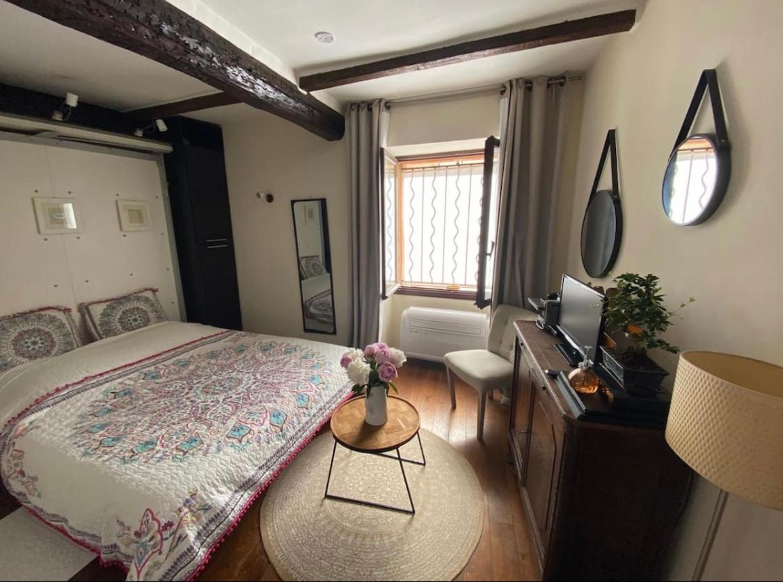 Studio Au Coeur Du Vieil Antibes Dış mekan fotoğraf