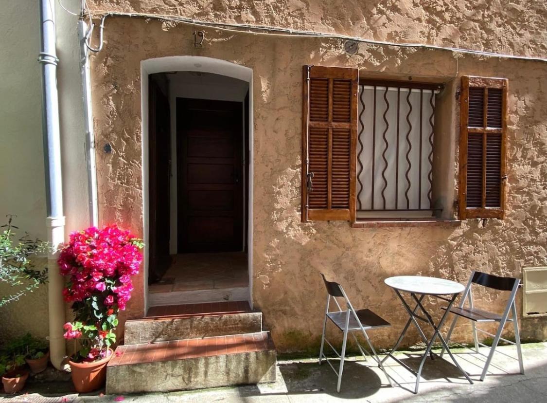 Studio Au Coeur Du Vieil Antibes Dış mekan fotoğraf